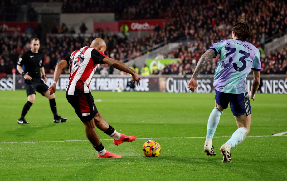 Arsenal Lội Ngược Dòng, Đánh Bại Brentford 3-1 Tại Ngoại Hạng Anh